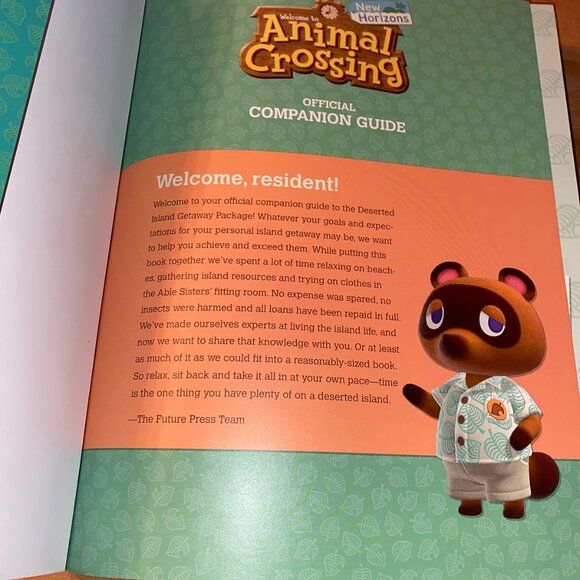 Animal Crossing New Horizons Official Companion Guide Book Full Color 432 pages - Picture 4 of 7